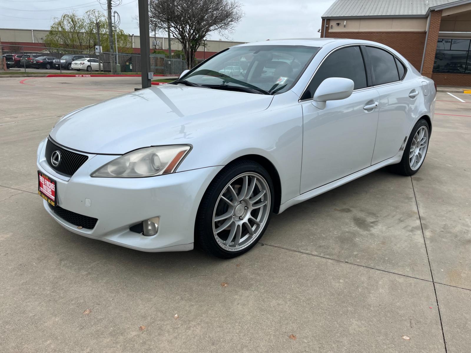 2008 white /TAN Lexus IS IS 250 6-Speed Manual (JTHBK262285) with an 2.5L V6 24V DOHC engine, 6-Speed Manual Overdrive transmission, located at 14700 Tomball Parkway 249, Houston, TX, 77086, (281) 444-2200, 29.928619, -95.504074 - Photo #2
